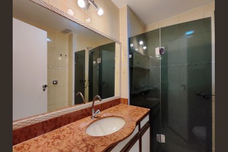 Apartamento à venda com 120m², 3 quartos e 2 vagasBanheiro da Suíte