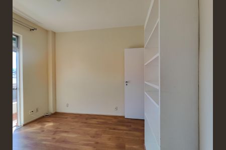 Apartamento à venda com 120m², 3 quartos e 2 vagasQuarto 1