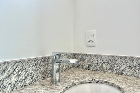 Apartamento à venda com 69m², 2 quartos e 1 vagaBanheiro da Suíte