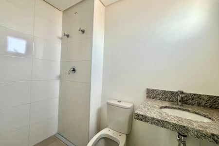 Apartamento à venda com 69m², 2 quartos e 1 vagaBanheiro da Suíte