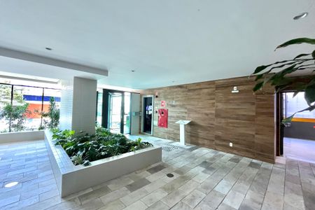 Apartamento à venda com 69m², 2 quartos e 1 vagaHall de entrada