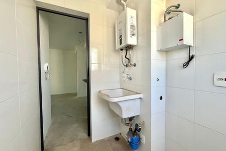 Apartamento à venda com 69m², 2 quartos e 1 vagaÁrea de Serviço
