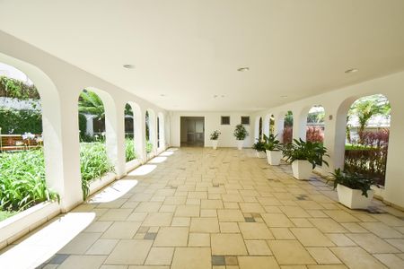 Apartamento à venda com 86m², 2 quartos e 1 vagaÁrea comum