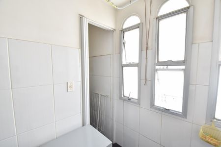 Apartamento à venda com 86m², 2 quartos e 1 vagaÁrea de serviço