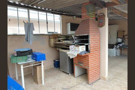 Casa à venda com 103m², 2 quartos e sem vaga