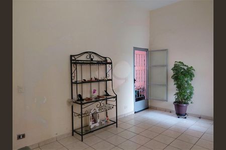 Casa à venda com 103m², 2 quartos e sem vaga