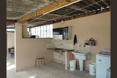 Casa à venda com 103m², 2 quartos e sem vaga
