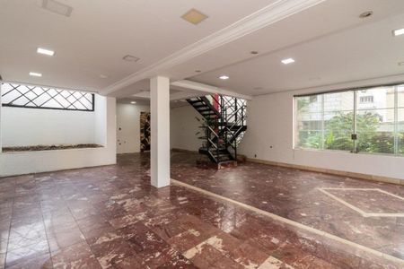 Casa à venda com 232m², 3 quartos e 3 vagas