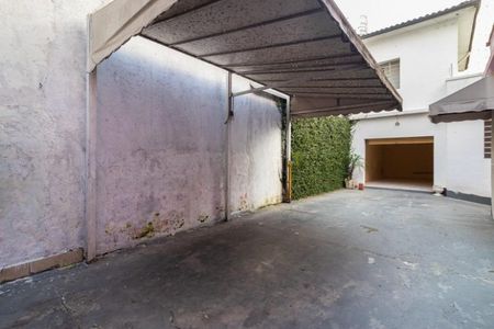 Casa à venda com 232m², 3 quartos e 3 vagas