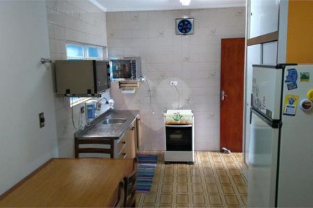 Casa à venda com 4 quartos, 186m² em Km 18, Osasco