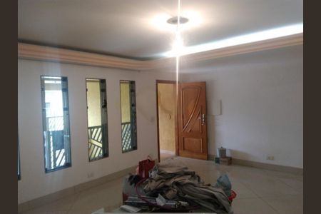 Casa à venda com 3 quartos, 200m² em Jardim Maristela, São Paulo