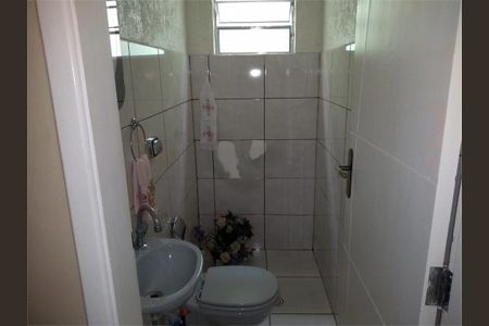 Casa à venda com 156m², 3 quartos e 4 vagas