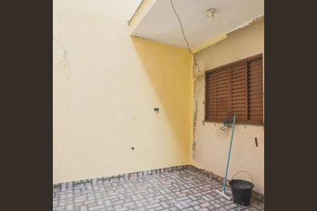 Casa à venda com 3 quartos, 130m² em Vila Albano, São Paulo