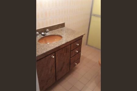 Casa à venda com 5 quartos, 330m² em Vila Palmeiras, São Paulo