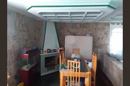 Casa à venda com 3 quartos, 200m² em Vila Bonilha, São Paulo