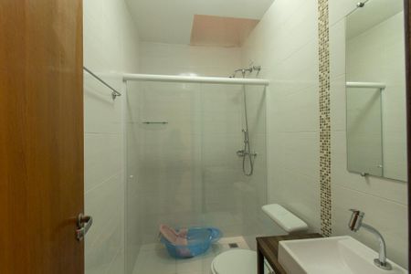 Casa para alugar com 170m², 2 quartos e 2 vagasBanheiro Social 1