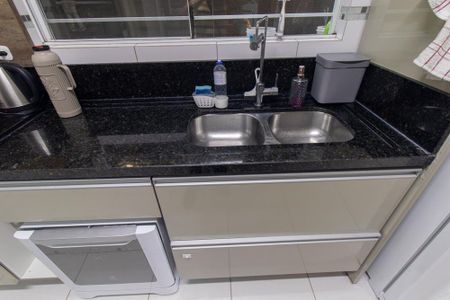 Casa para alugar com 170m², 2 quartos e 2 vagasCozinha