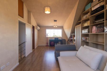 Casa para alugar com 170m², 2 quartos e 2 vagasÁtico