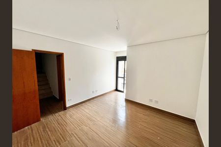 Casa à venda com 140m², 4 quartos e 2 vagas Casa à venda com 140m², 4 quartos e 2 vagasQuarto Suíte