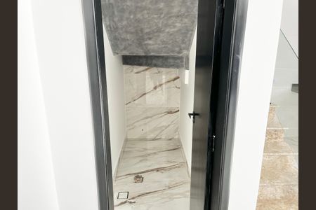 Lavabo de casa à venda com 4 quartos, 140m² em Santana, São Paulo