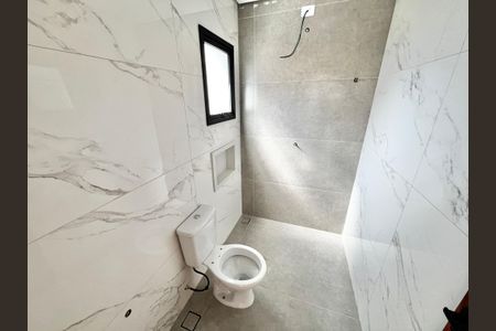 Casa à venda com 140m², 4 quartos e 2 vagas Casa à venda com 140m², 4 quartos e 2 vagasBanheiro da Suíte 3