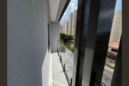 Casa à venda com 140m², 4 quartos e 2 vagas Casa à venda com 140m², 4 quartos e 2 vagasVaranda da Suíte 3