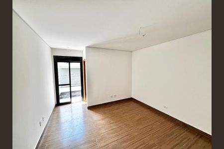 Casa à venda com 140m², 4 quartos e 2 vagas Casa à venda com 140m², 4 quartos e 2 vagasQuarto Suíte