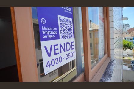 Apartamento à venda com 84m², 2 quartos e 1 vaga Apartamento à venda com 84m², 2 quartos e 1 vagaPlaca no imóvel