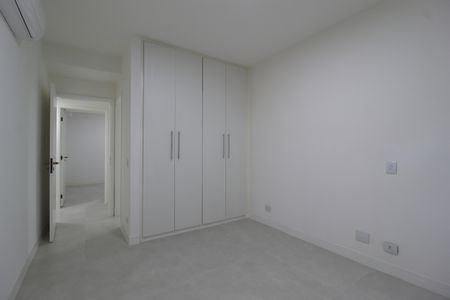 Apartamento à venda com 127m², 3 quartos e 2 vagasQuarto 3 - Suíte