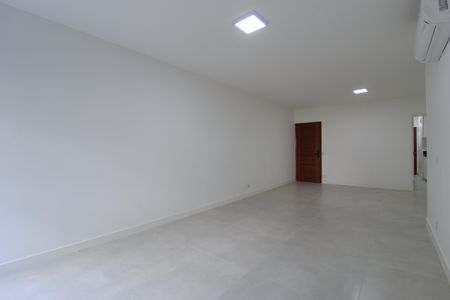 Sala de apartamento à venda com 3 quartos, 127m² em Moema, São Paulo