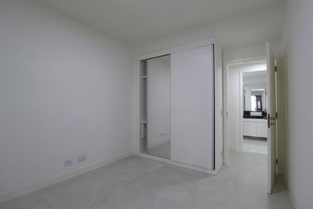 Apartamento à venda com 127m², 3 quartos e 2 vagasQuarto 1