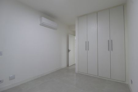 Apartamento à venda com 127m², 3 quartos e 2 vagasQuarto 3 - Suíte