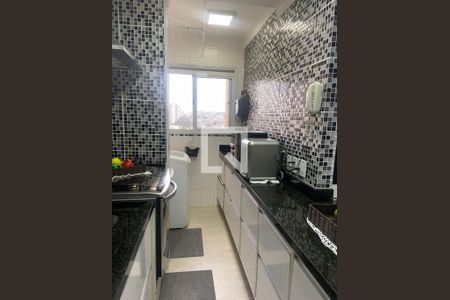 Cozinha e Área de Serviço de apartamento à venda com 2 quartos, 57m² em Santo Antônio, Osasco