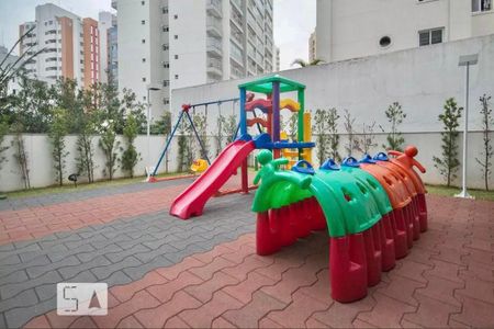 Apartamento à venda com 92m², 2 quartos e 2 vagas Apartamento à venda com 92m², 2 quartos e 2 vagasÁrea comum - Playground