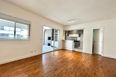 Apartamento à venda com 92m², 2 quartos e 2 vagas Apartamento à venda com 92m², 2 quartos e 2 vagasSala