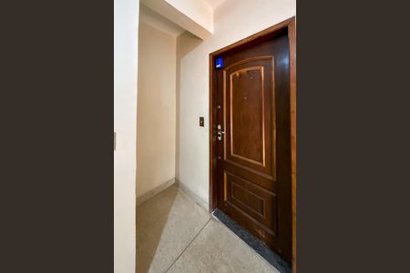 Apartamento à venda com 42m², 1 quarto e sem vagaLockbox