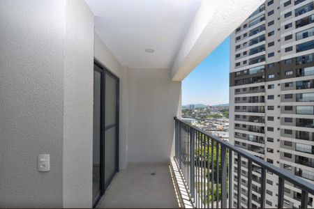 Apartamento para alugar com 55m², 2 quartos e 1 vaga Apartamento para alugar com 55m², 2 quartos e 1 vagaVaranda