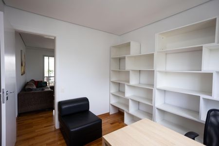 Apartamento para alugar com 201m², 4 quartos e 4 vagasEscritório