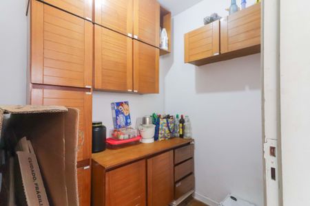 Apartamento à venda com 93m², 3 quartos e sem vaga Apartamento à venda com 93m², 3 quartos e sem vagaQuarto de Serviço