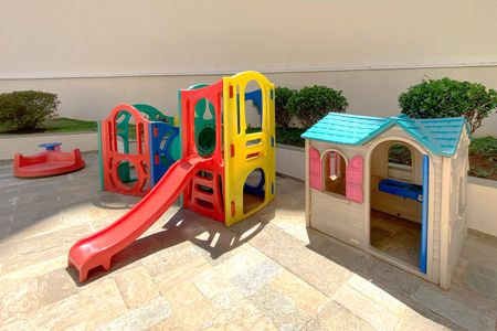 Apartamento à venda com 80m², 2 quartos e 1 vagaÁrea comum - Playground