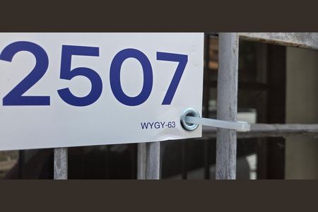 Apartamento para alugar com 101m², 3 quartos e sem vagaPlaquinha instalada