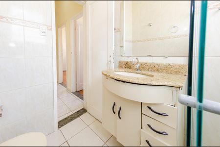 Apartamento para alugar com 101m², 3 quartos e sem vagaBanheiro
