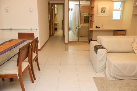 Sala de apartamento para alugar com 3 quartos, 116m² em Jaguaribe, Salvador