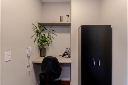 Apartamento para alugar com 38m², 2 quartos e sem vagaEscritório