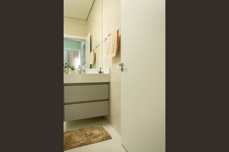 Casa para alugar com 144m², 2 quartos e 2 vagasBanheiro Social