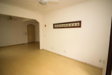 Casa de condomínio à venda com 116m², 3 quartos e 2 vagas Casa de condomínio à venda com 116m², 3 quartos e 2 vagasSala de Jantar