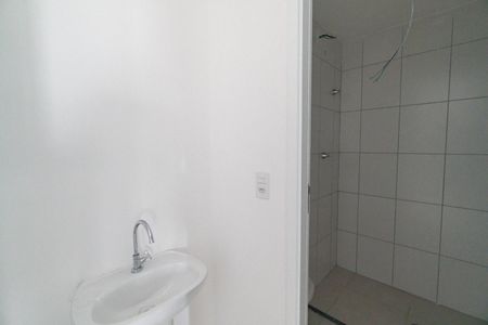 Apartamento para alugar com 39m², 2 quartos e sem vaga Apartamento para alugar com 39m², 2 quartos e sem vagaBanheiro