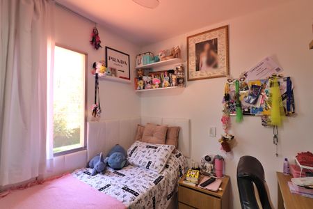 Casa de condomínio à venda com 110m², 3 quartos e 2 vagasQuarto 2