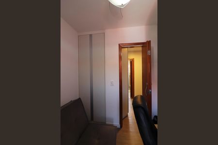 Casa de condomínio à venda com 110m², 3 quartos e 2 vagasQuarto 3