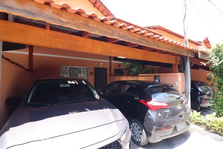 Casa de condomínio à venda com 110m², 3 quartos e 2 vagasGaragem